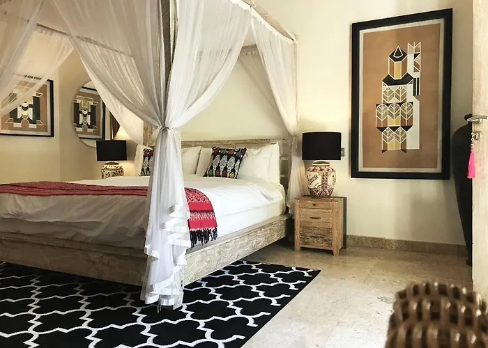 La Playa فيلة سمينياك